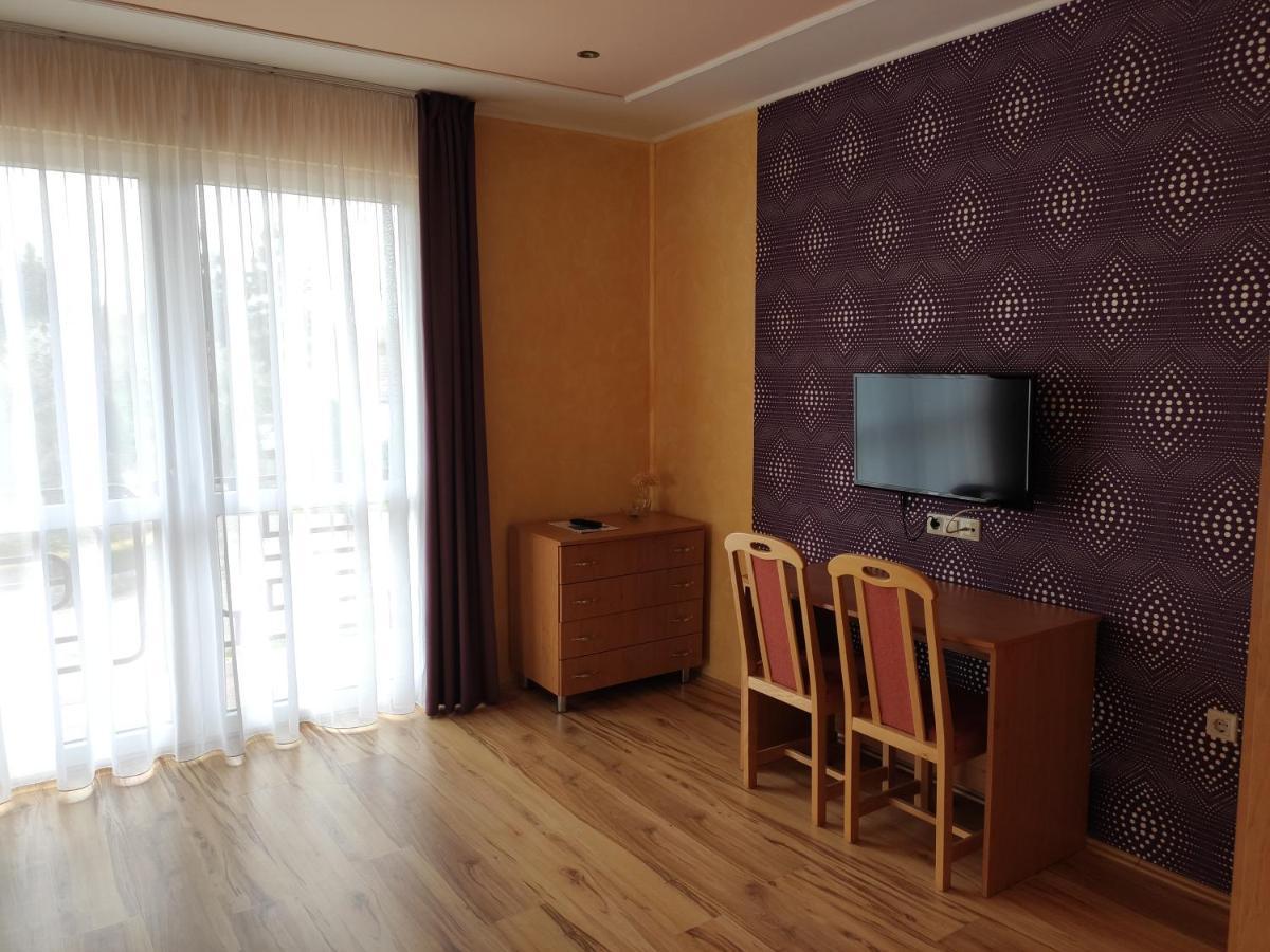 Fonix Apartmanhaz Nagypáli Exteriör bild